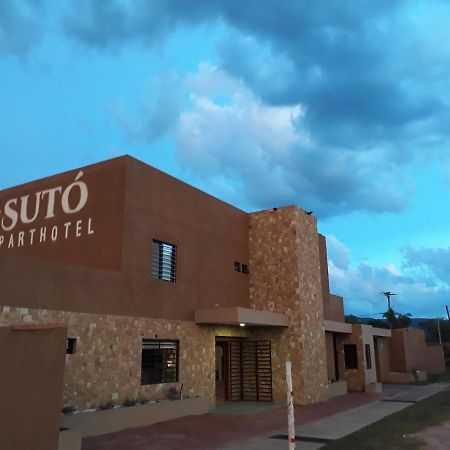 El Suto Apart Hotel Сан-Хосе-де-Чикитос Экстерьер фото
