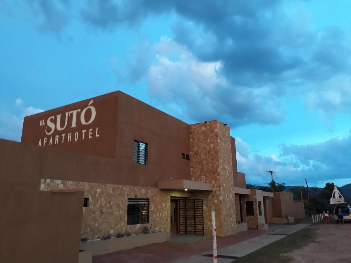El Suto Apart Hotel Сан-Хосе-де-Чикитос Экстерьер фото